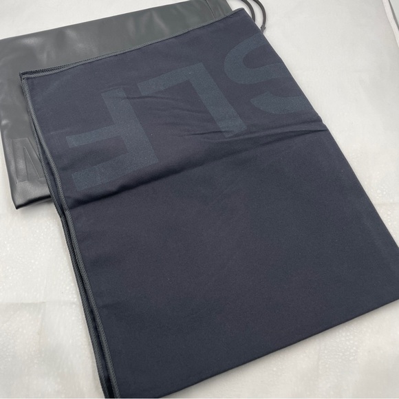 YSL Yves Saint Laurent Towel and Pouch - Picture 3 of 6